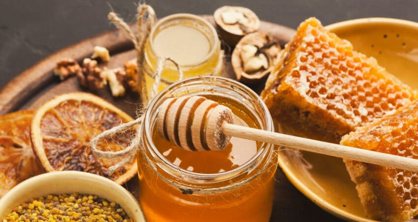 Is-Honey-a-Healthy-Sugar-Alternative-Exploring-the-Benefits-and-Uses