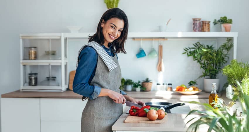 5-kitchen-hacks-to-master-meal-prep-and-your-diet-for-a-slimmer-waistline