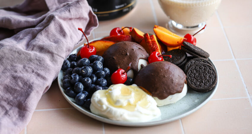 _Choc-Brownie-Protein-Domes